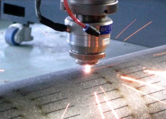 如何知道金屬激光切割機(jī)產(chǎn)品質(zhì)量好壞？